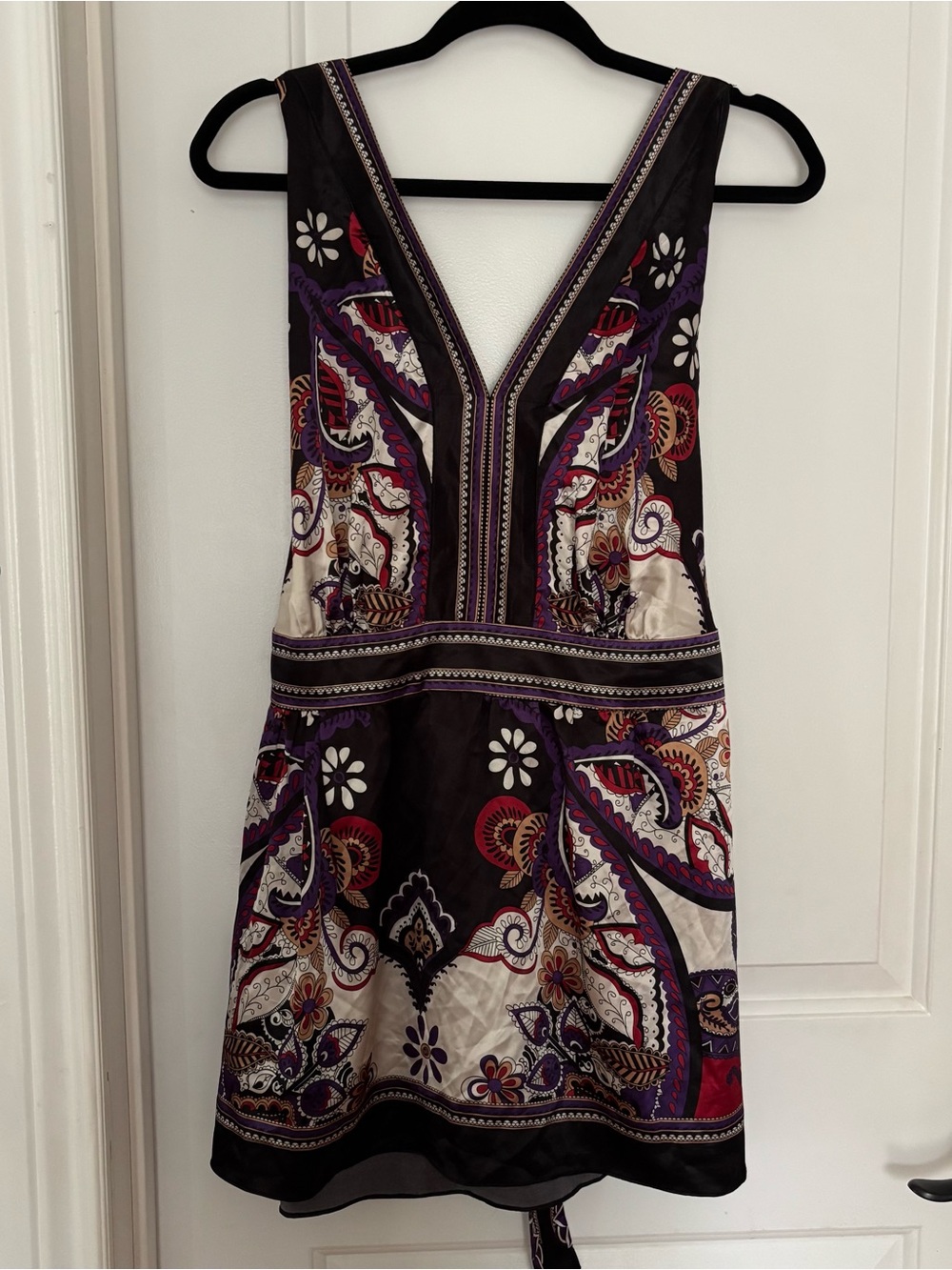 Lane Bryant paisley sleeveless blouse 28 empire waist silky tie back